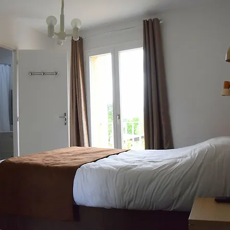 Des Lauriers Roses 2* Bourbonne-les-Bains