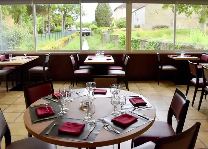 Hotel Des Lauriers Roses 2*